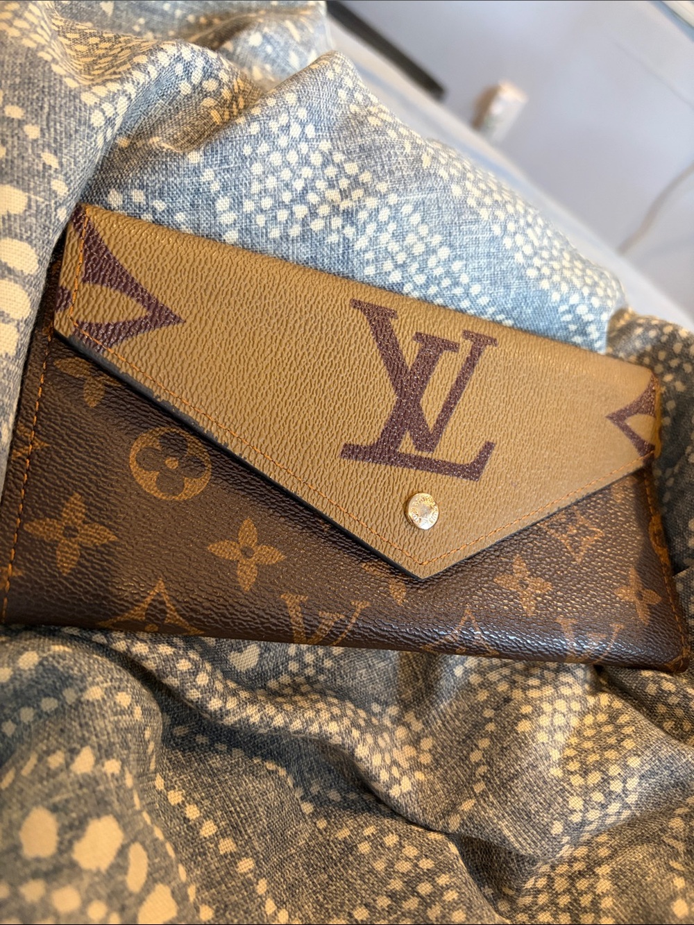 Monogram Two-Tone Envelope Wallet - Brown/Tan